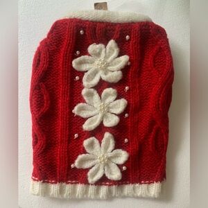 NEW Pret A Paw Dog Couture Red Cable Knit Sweater w Pointsettas & Pearls Size M